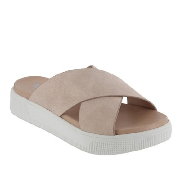 MIA Vikki Crisscross Platform Sandals Slip On Slides Blush Pink Size 11 NEW - Picture 1 of 7